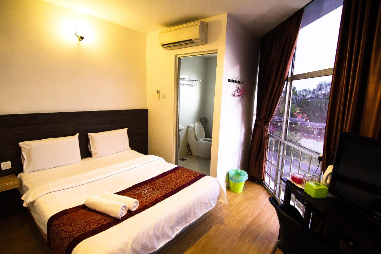 Hotel Rasah Серембан Екстериор снимка