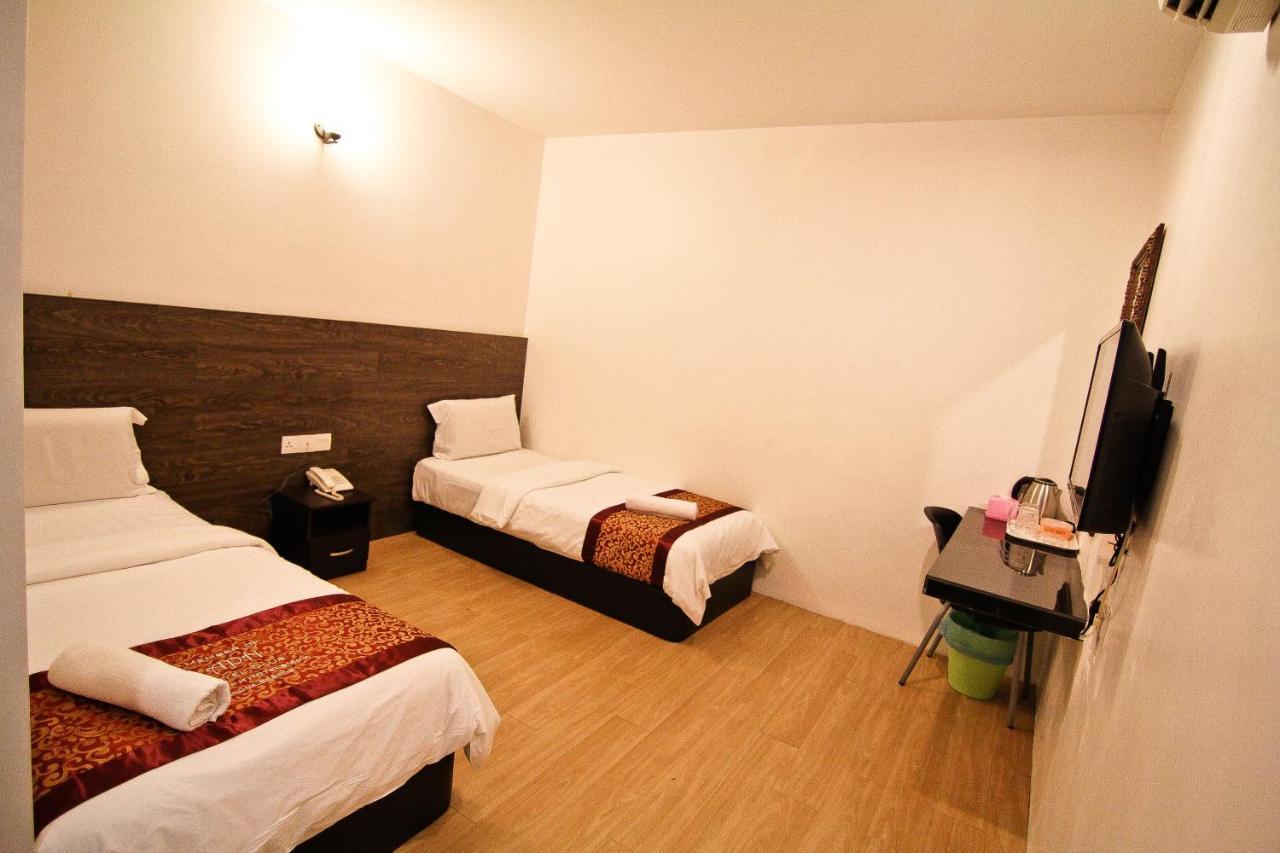 Hotel Rasah Серембан Екстериор снимка