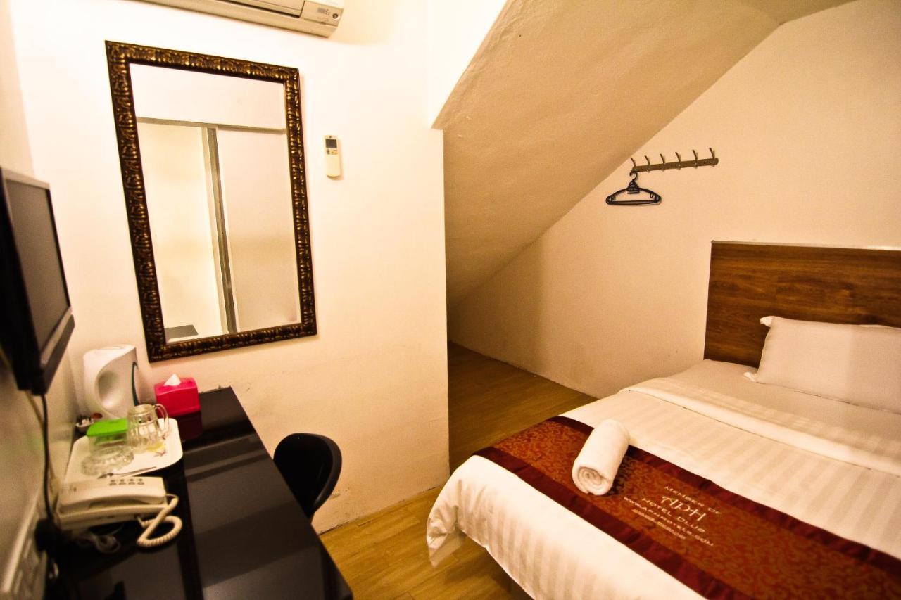 Hotel Rasah Серембан Екстериор снимка